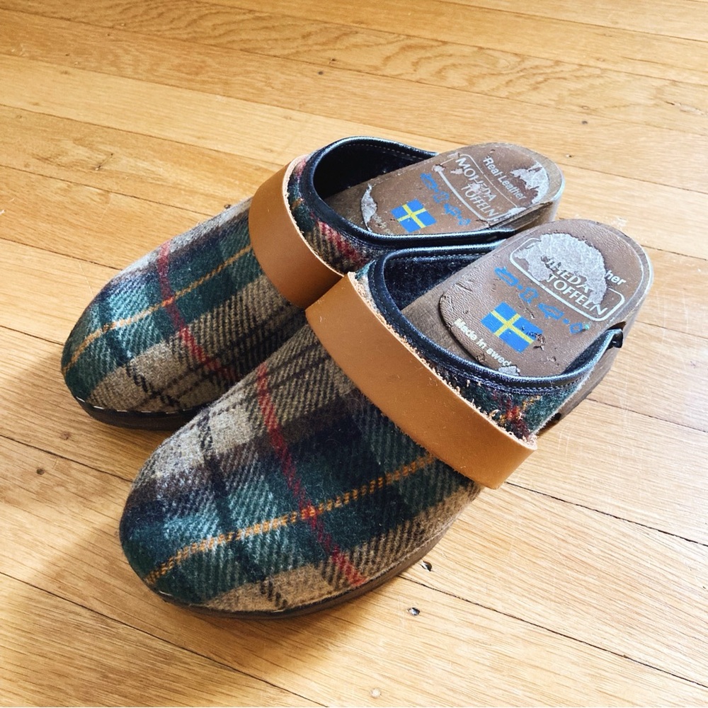Green flannel clogs by Moheda Toffeln - size 35